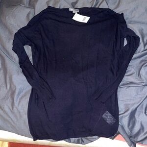 Vince Longsleeve Navy Blue crew neck size Small wool blend